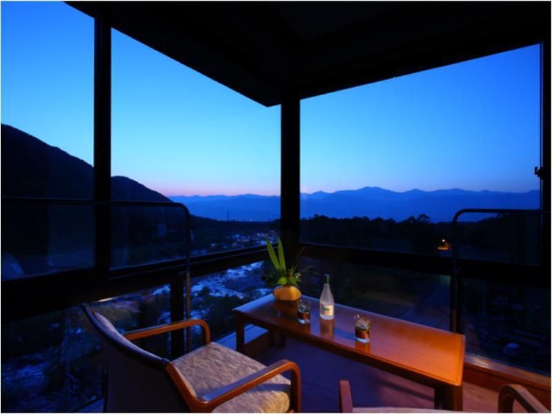 Futarishizuka Hotel Komagane Kültér fotó